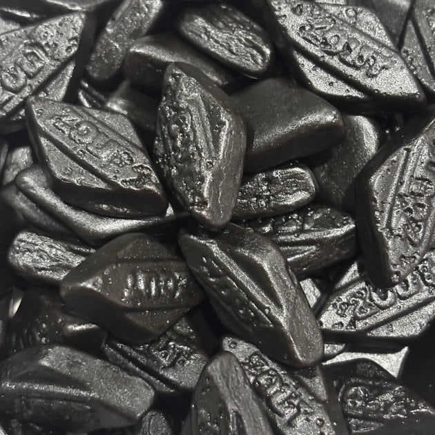 Dutch licorice diamonds with ZOUT printed on each piece