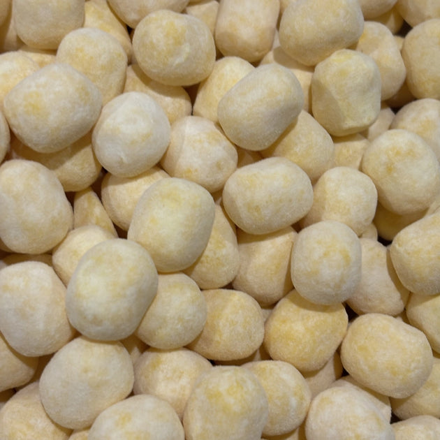 Yellow english lemon bon bon lollies